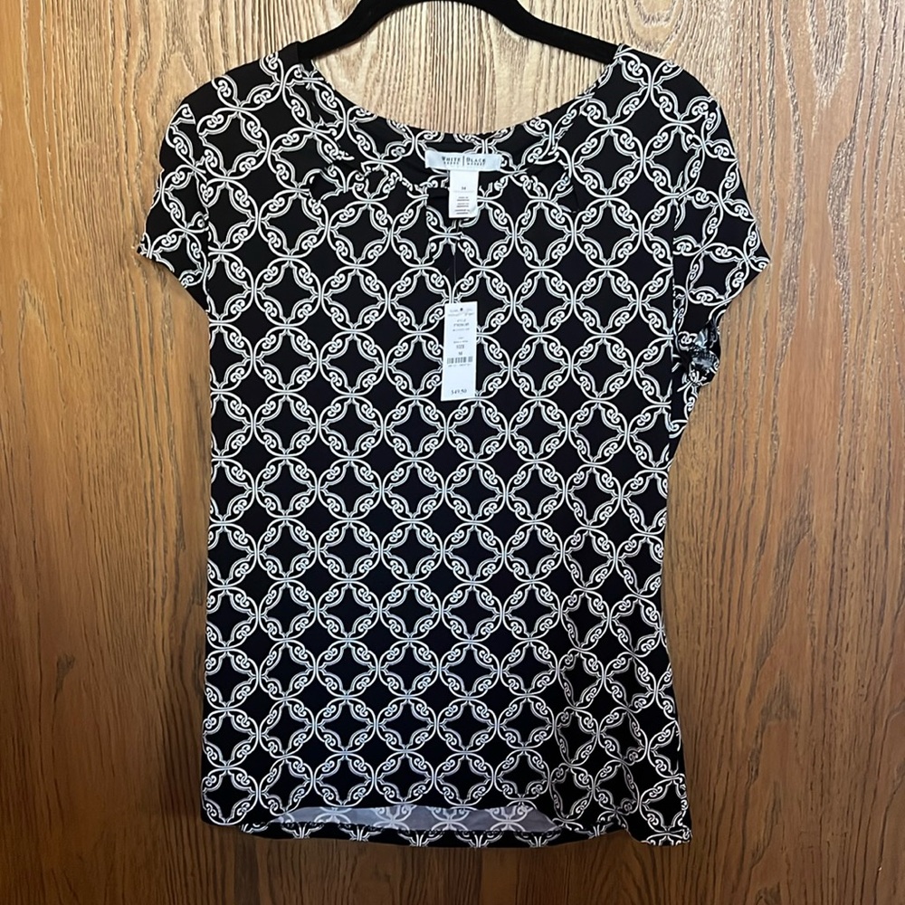 Brand new White House Black Market top size Medium
